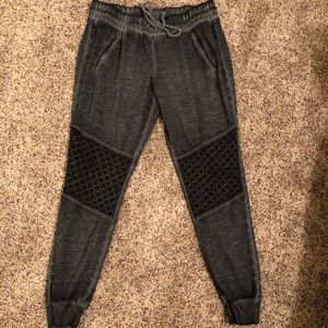 NWOT women’s joggers. Size L